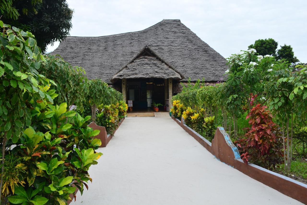 Meremeta Lodge Utende Exterior photo